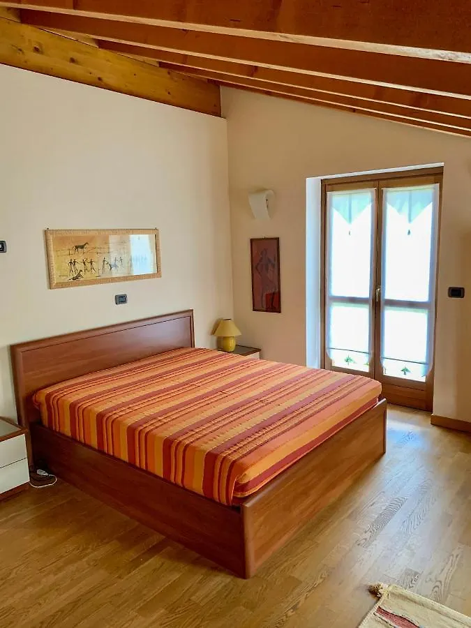 Comfortable Villa With Private Garden - Colico Center
