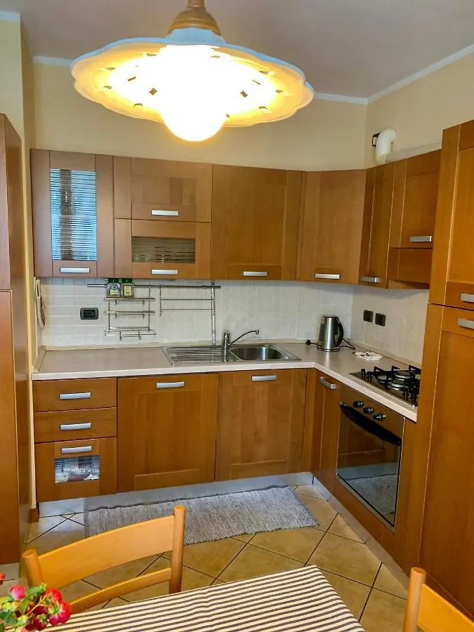 Comfortable Villa With Private Garden - Colico Center